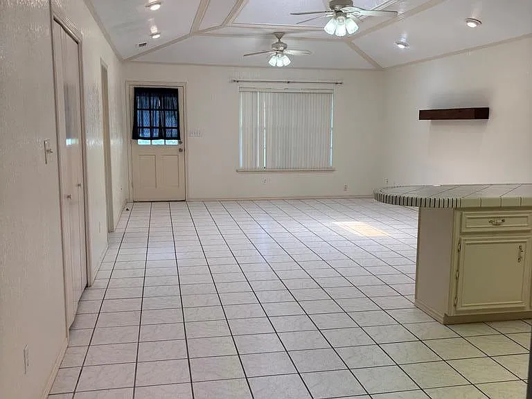 112B E Constellation Dr #B — Photo 19