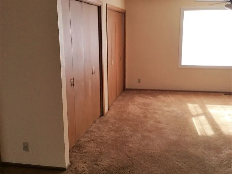 403 Highway 405b Ave — Photo 8
