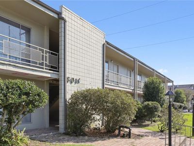 801 Henry Clay Ave APT 204, New Orleans, LA, 70118