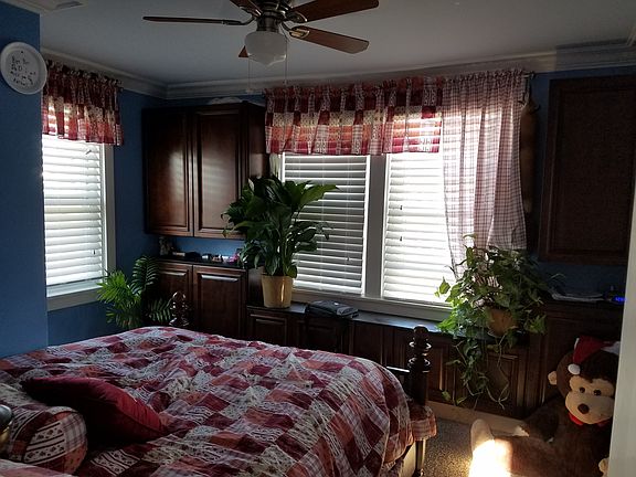 5th image of 106 Lorewood Ave