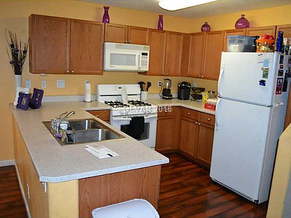 4th image of 9109 Careful Canvas Ave