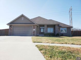 6204 SW 48th Ln #28, Topeka, KS 66610