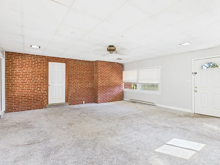 8282 N Mayfield Ln — Photo 18