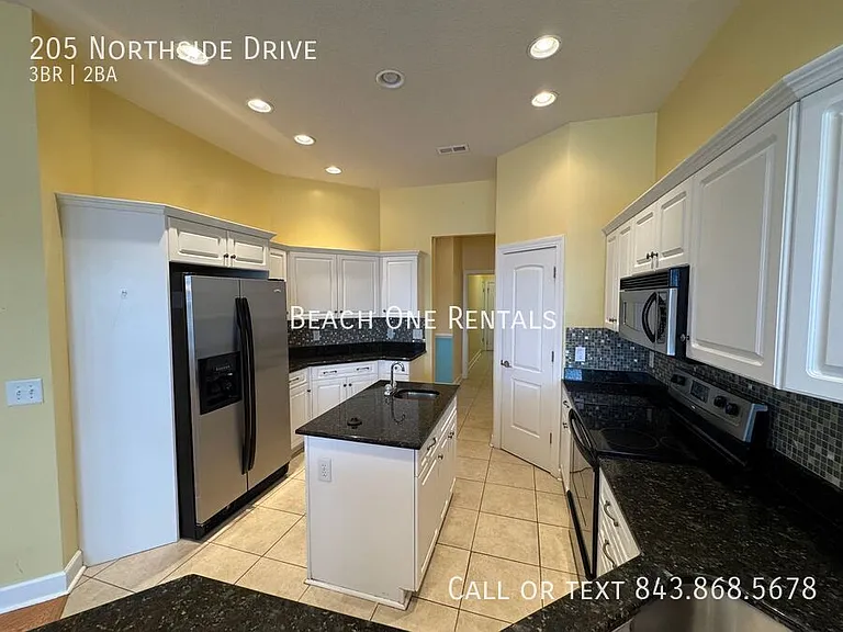 205 Northside Dr — Photo 6
