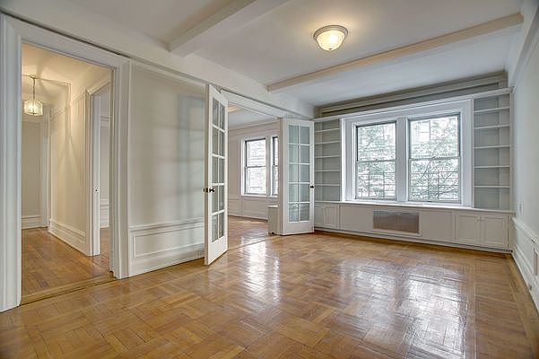 1st image of 250 W 104th St APT 32