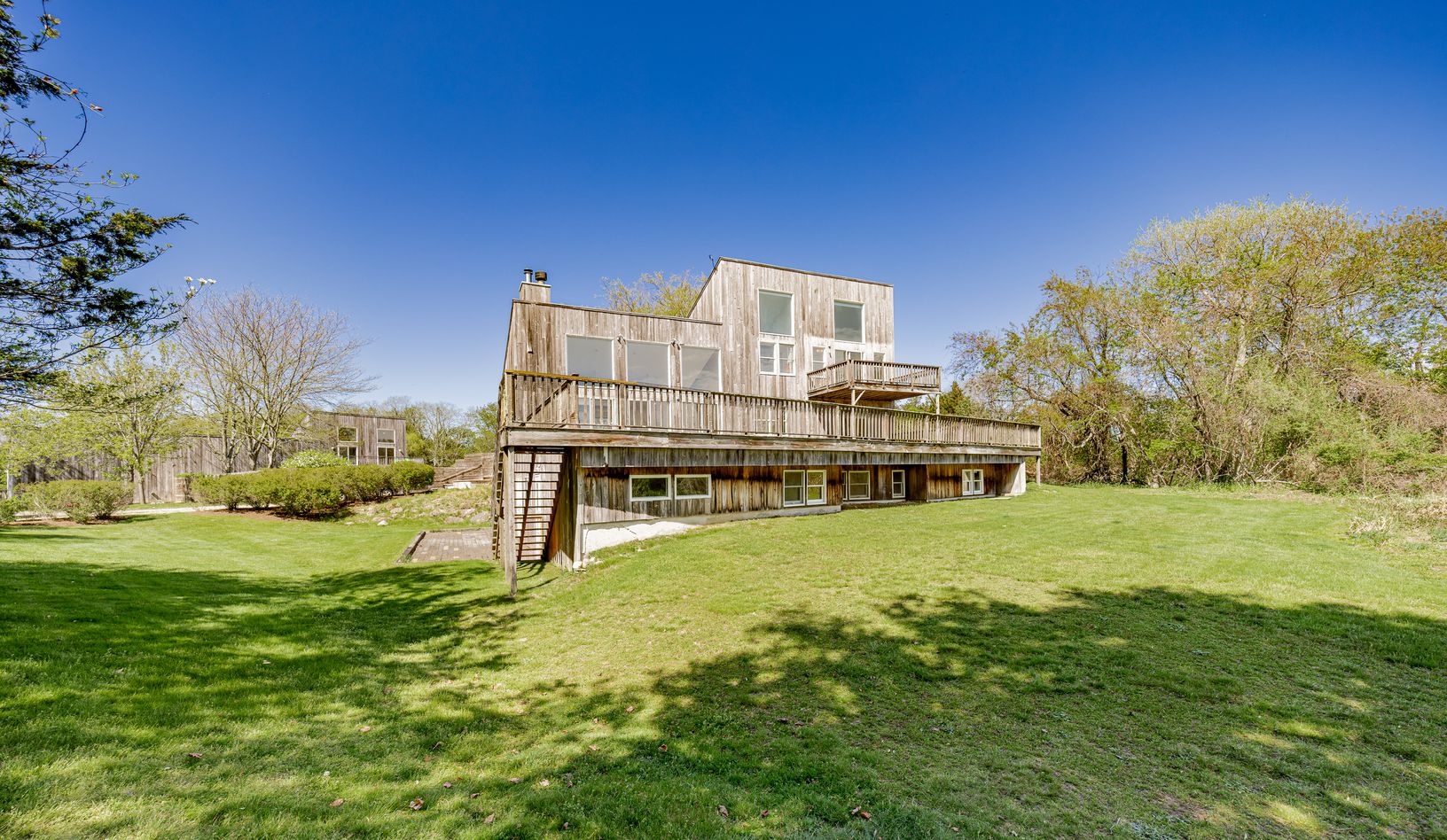 Main House to Casita