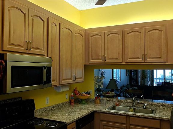 4th image of 2503 N Nob Hill Road #406