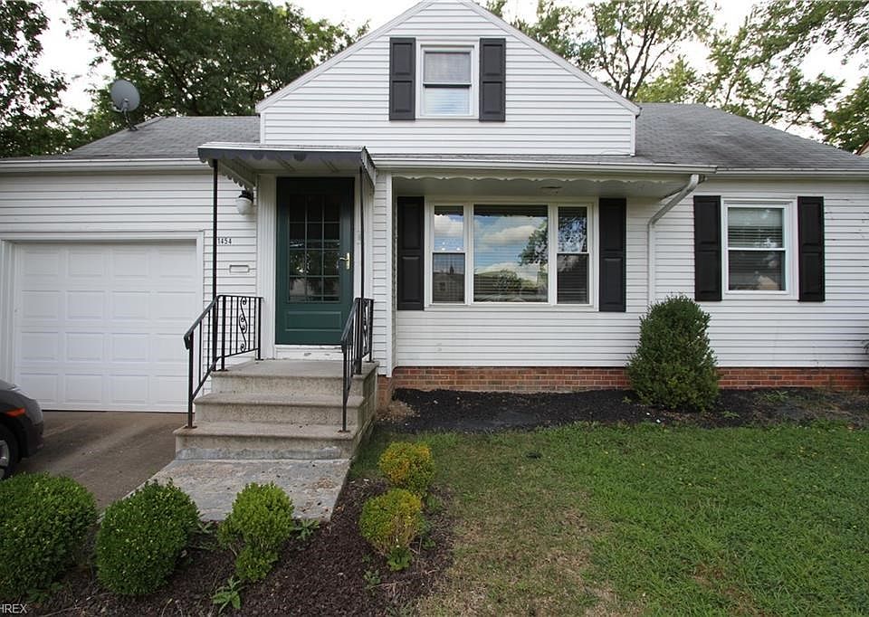 1st image of 1454 Eastwood Ave