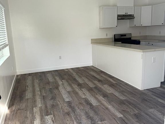 5th image of 1122 E 27th St