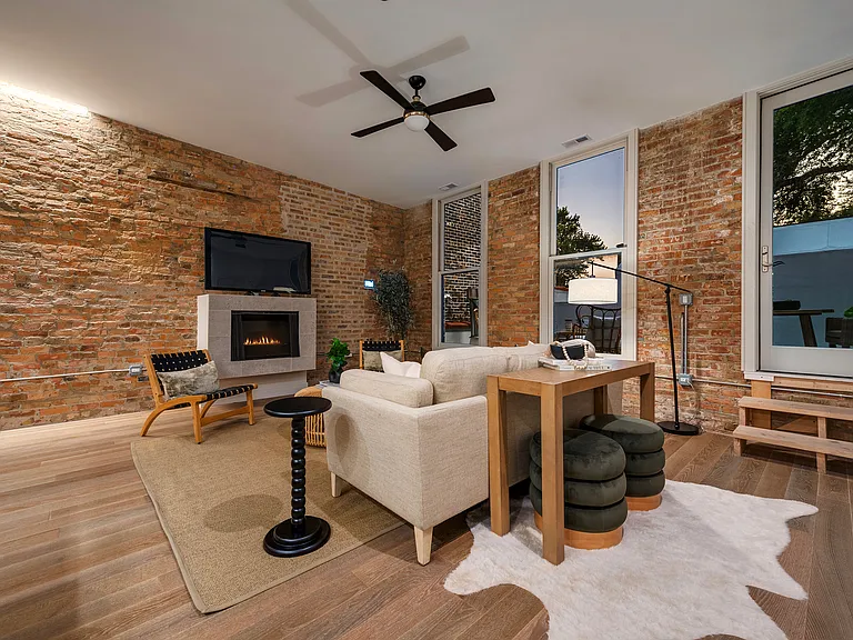 1820 N Wells St #302 — Photo 21