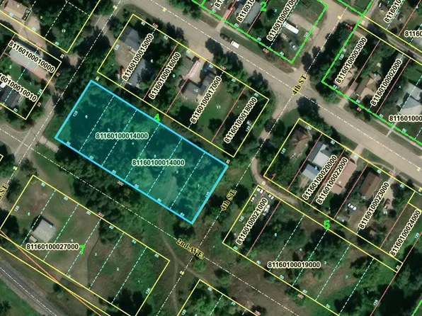 201 3rd St, Washburn, ND 58577