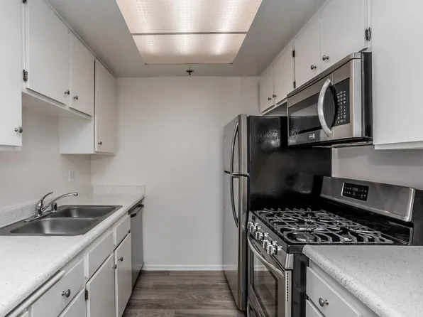 Parklane, 412 S Willaman Dr #Cd1d4b7c1, Los Angeles, CA 90048