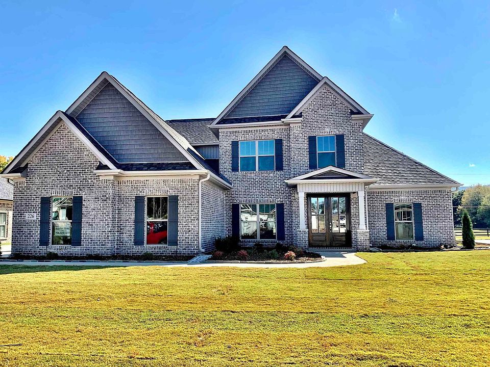 1st image of 226 Midland Dr