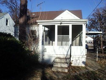 2nd image of 1526 Central Ave