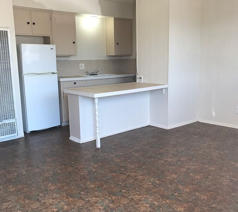 2nd image of 1397 Cedar Crest Dr APT D
