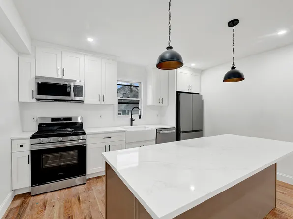 118-14 196th Street image 1 of 21