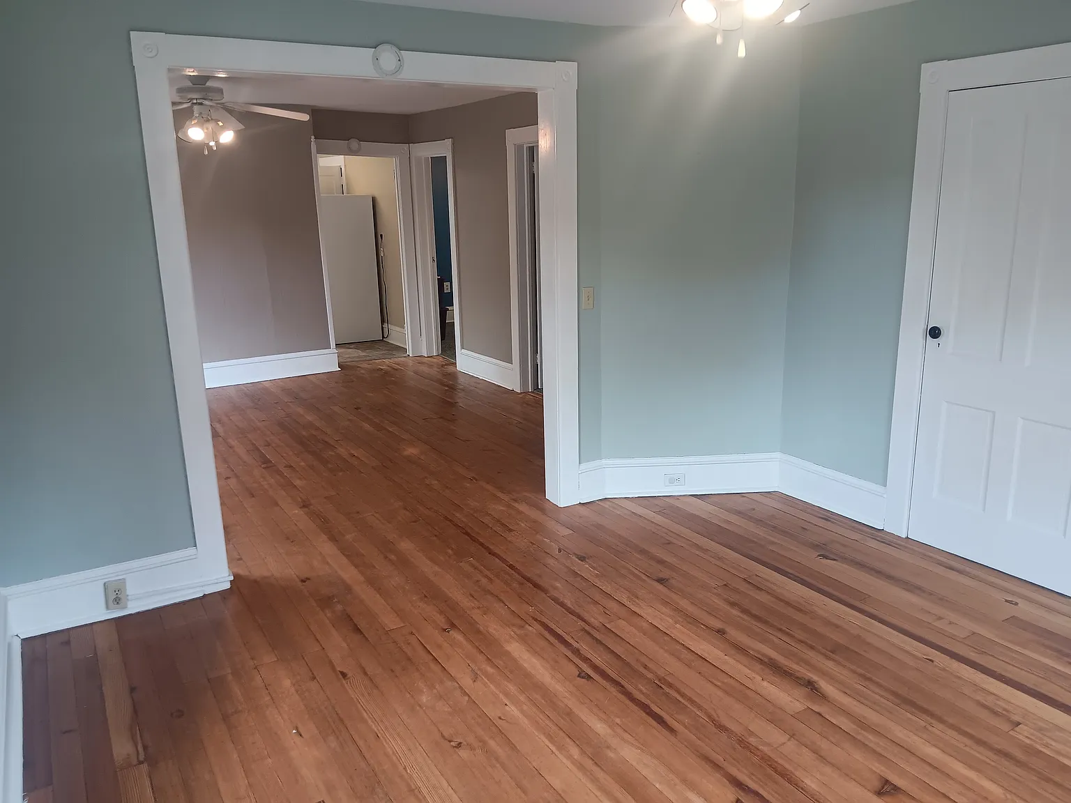 45-47 Bleecker St — Photo 2
