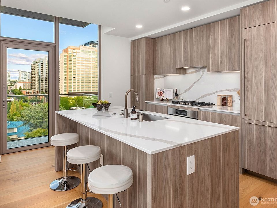 1st image of 10232 NE 10th Street #707
