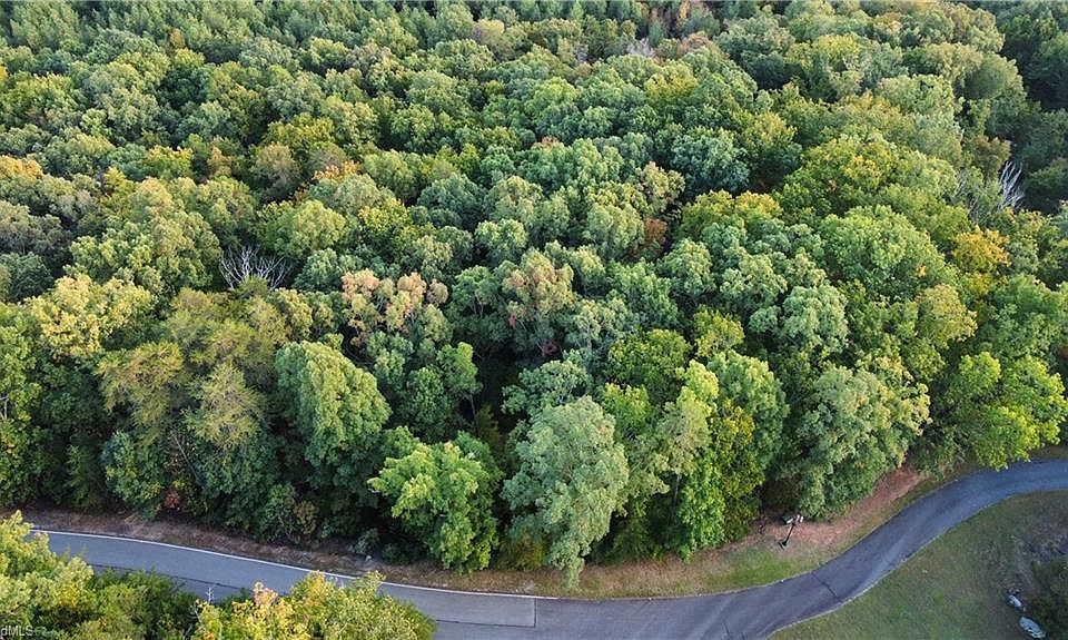 1st image of 593 Boulder Ridge Dr