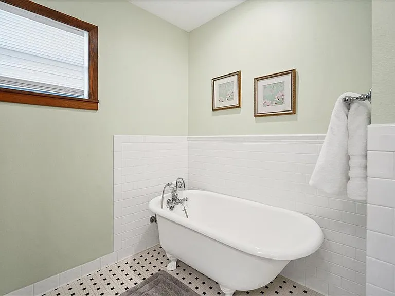 416 Sunset Dr — Photo 18