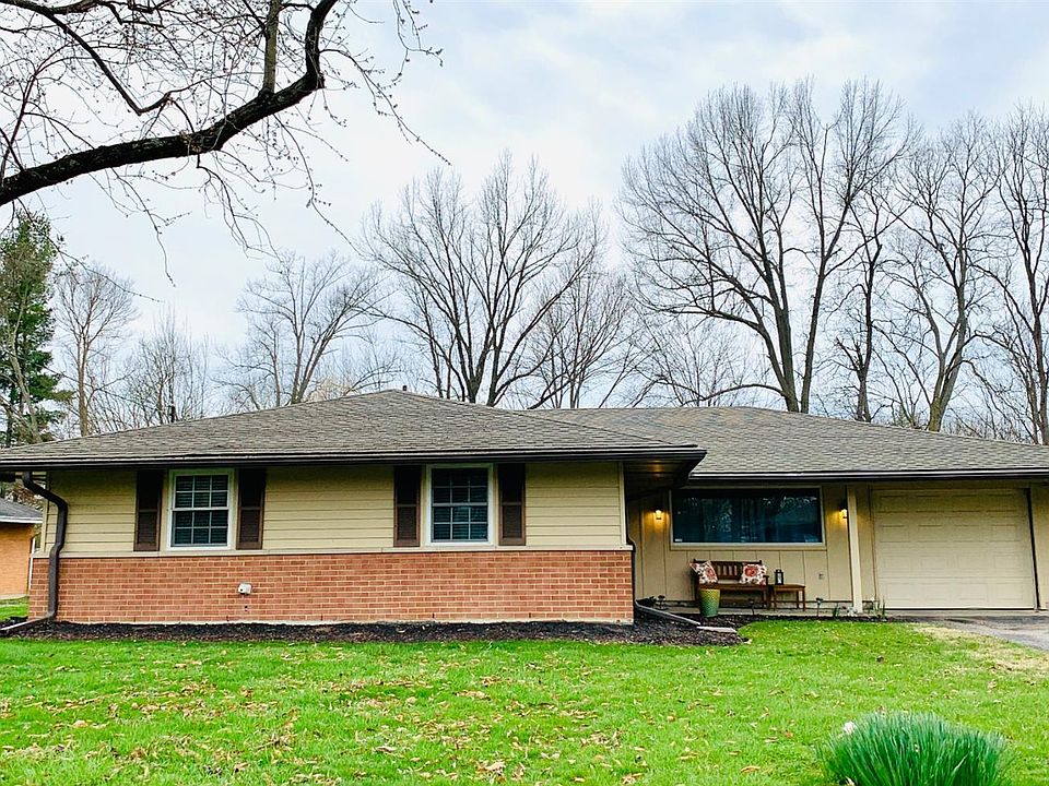 1st image of 207 Brandenberg Dr