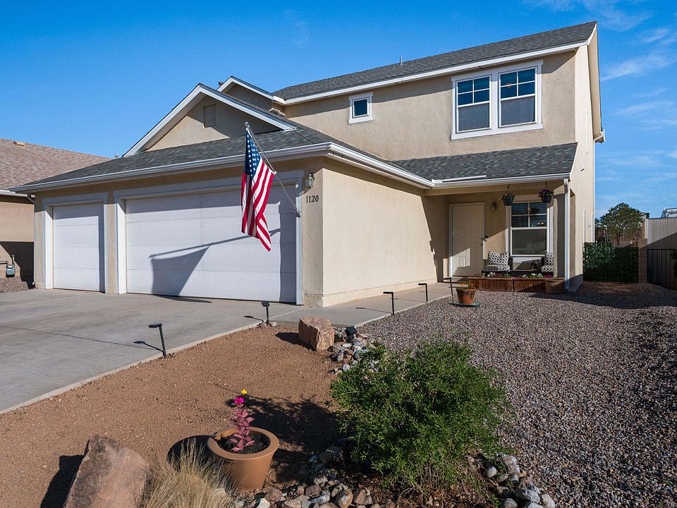 1st image of 1120 Reynosa Loop SE