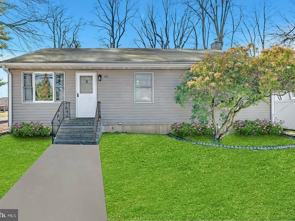 109 Green Ln, Ewing, NJ 08638