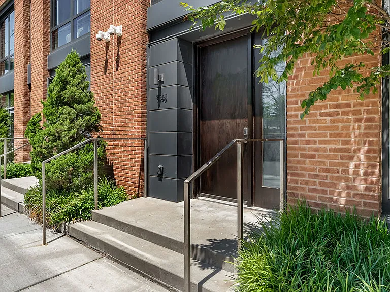 386 9th St #Townhouse J — Photo 23