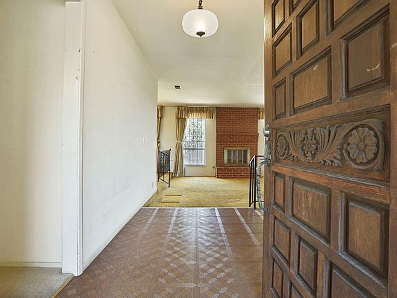 4th image of 4534 Burnham Cir