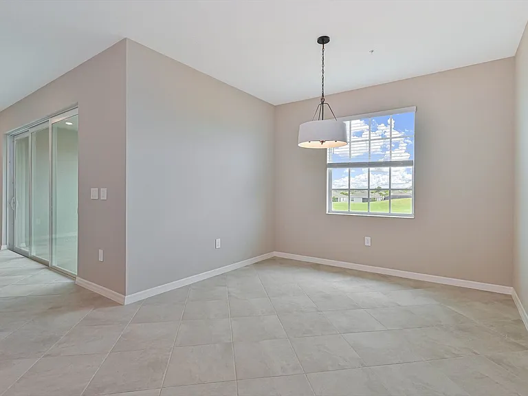 20550 Hazelnut Ct S #1823 — Photo 14