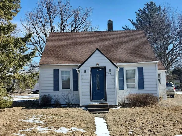 613 Jansen Pl, Ellendale, MN 56026