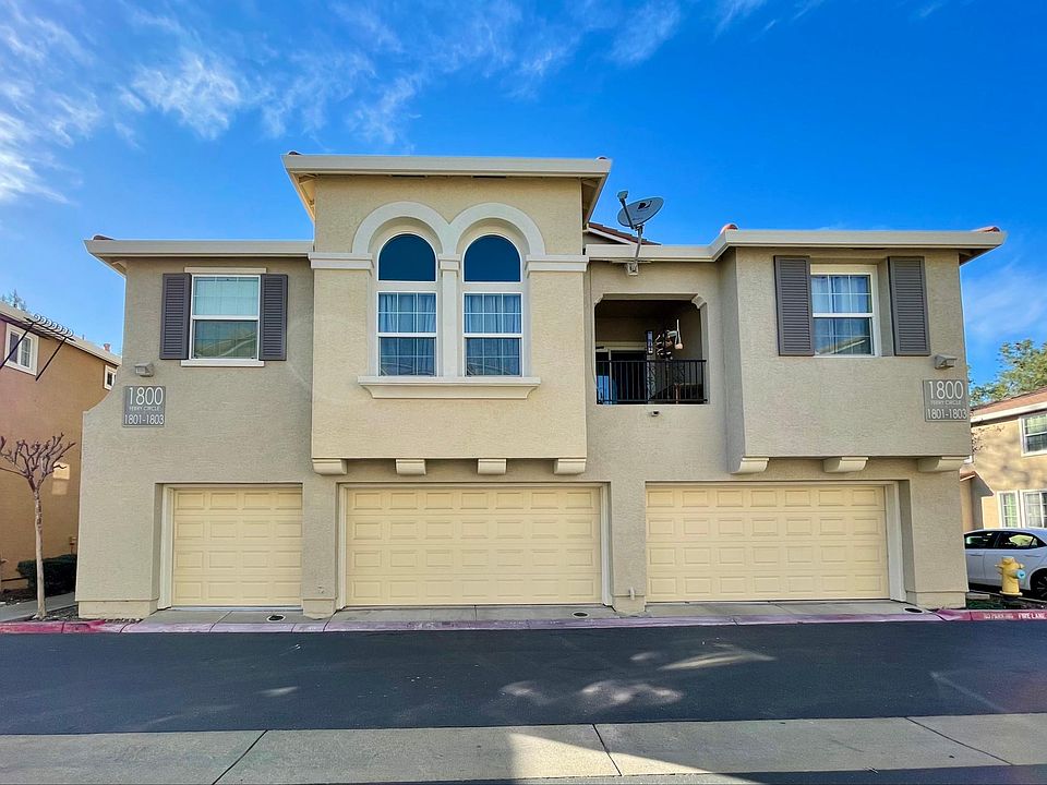 1st image of 1800 Ferry Cir
