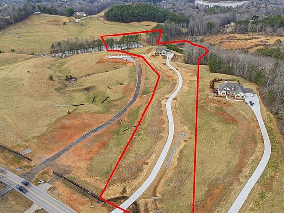 3rd image of 5352 Price Rd