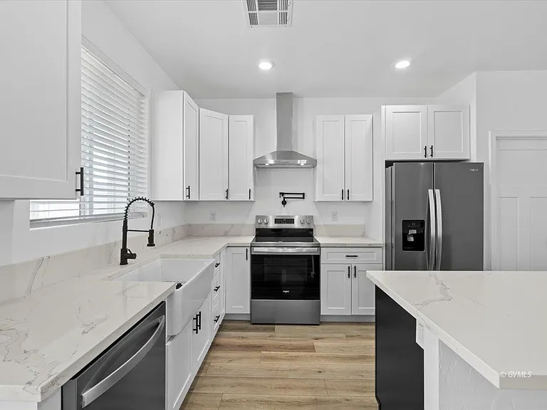 2902 W Johnny Dr — Photo 7