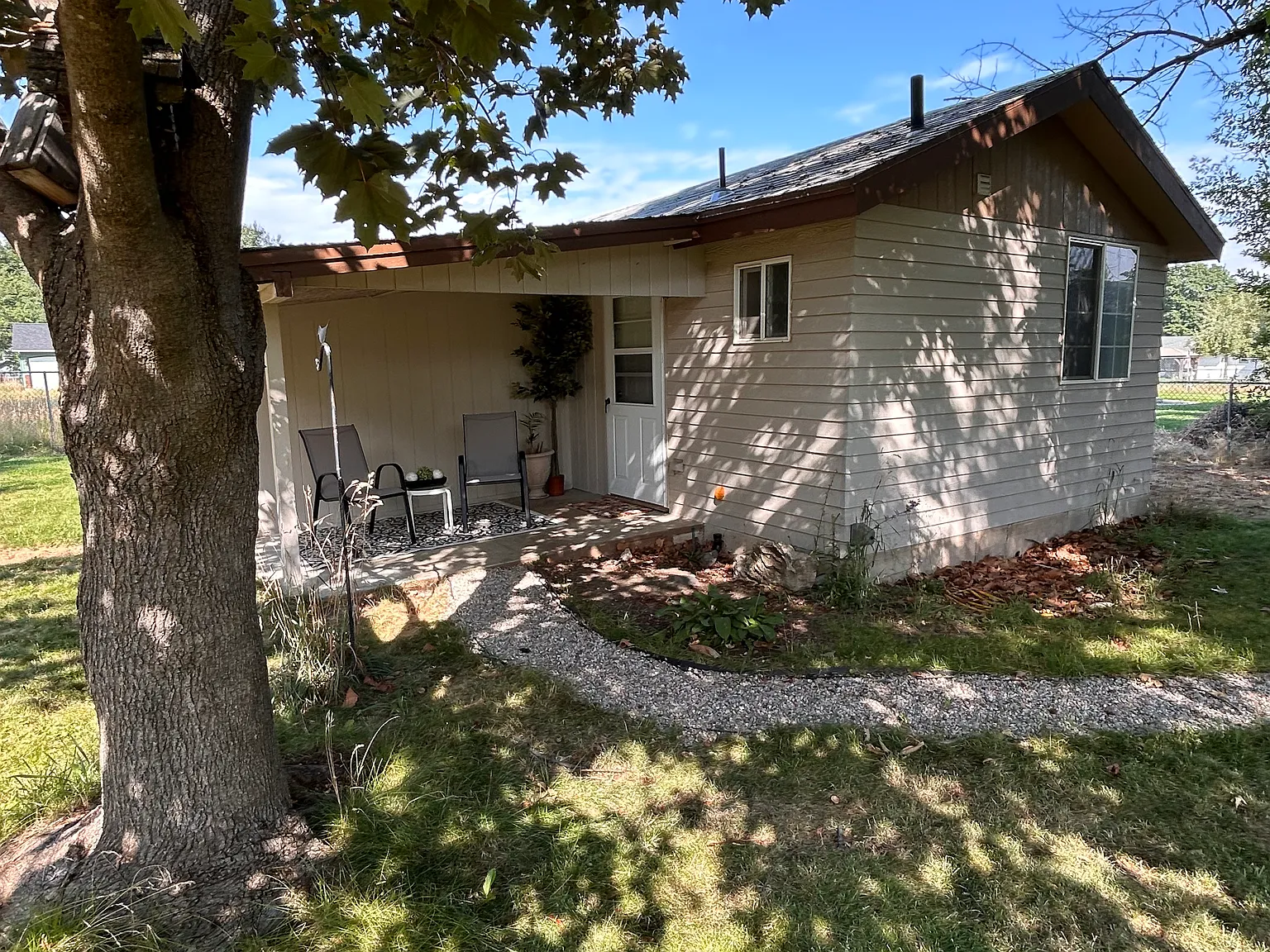 1 bed, 600 sqft, $1,300 — Photo 2