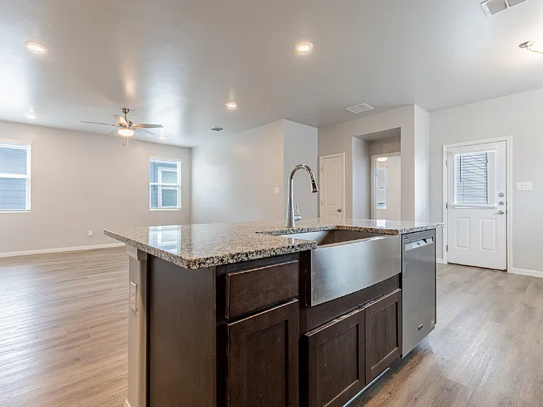 3923 Ivy Path — Photo 13