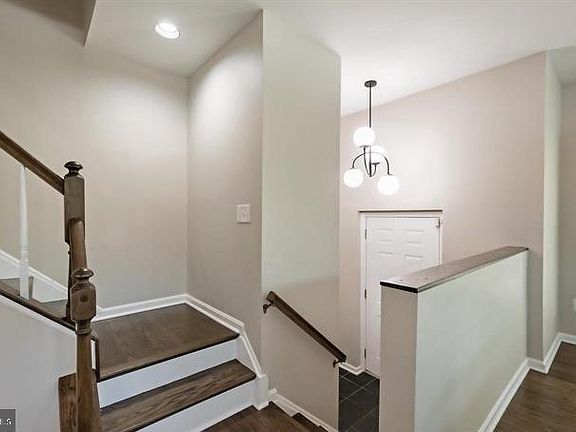 4th image of 2317 37th St NW