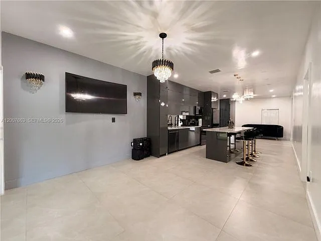 86 NW 4th St — Photo 17