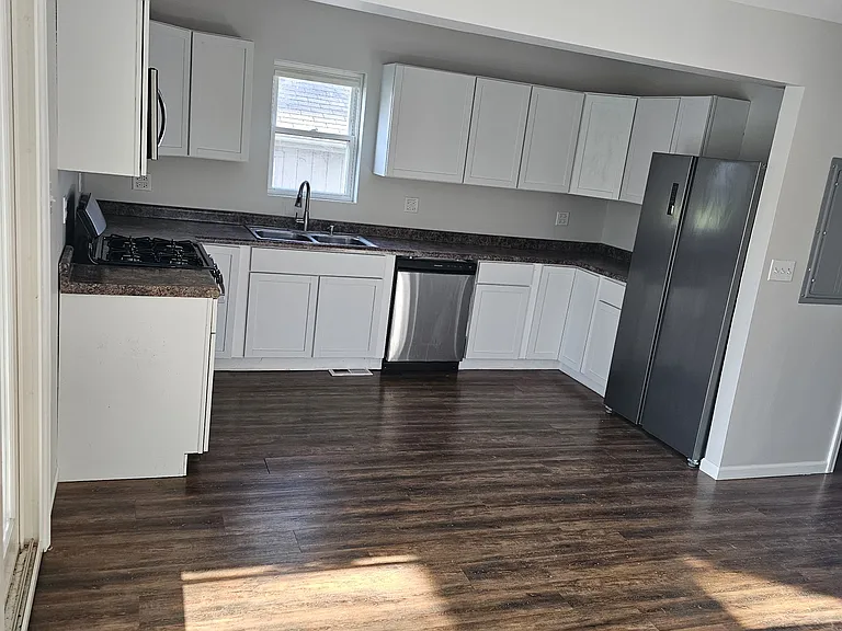 9 Arlington Rd — Photo 8