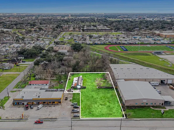 2412 Pasadena Blvd, Pasadena, TX 77502