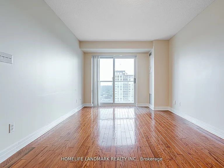 16 Harrison Garden Blvd #2508 — Photo 4