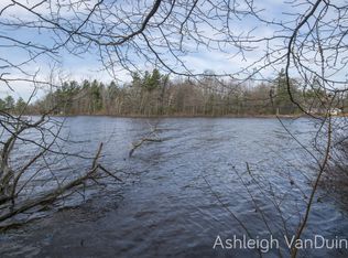 6917 Wood Rd, Norton Shores, MI 49444