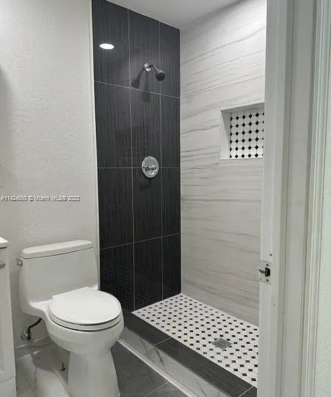 9860 SW 161st Ave — Photo 16