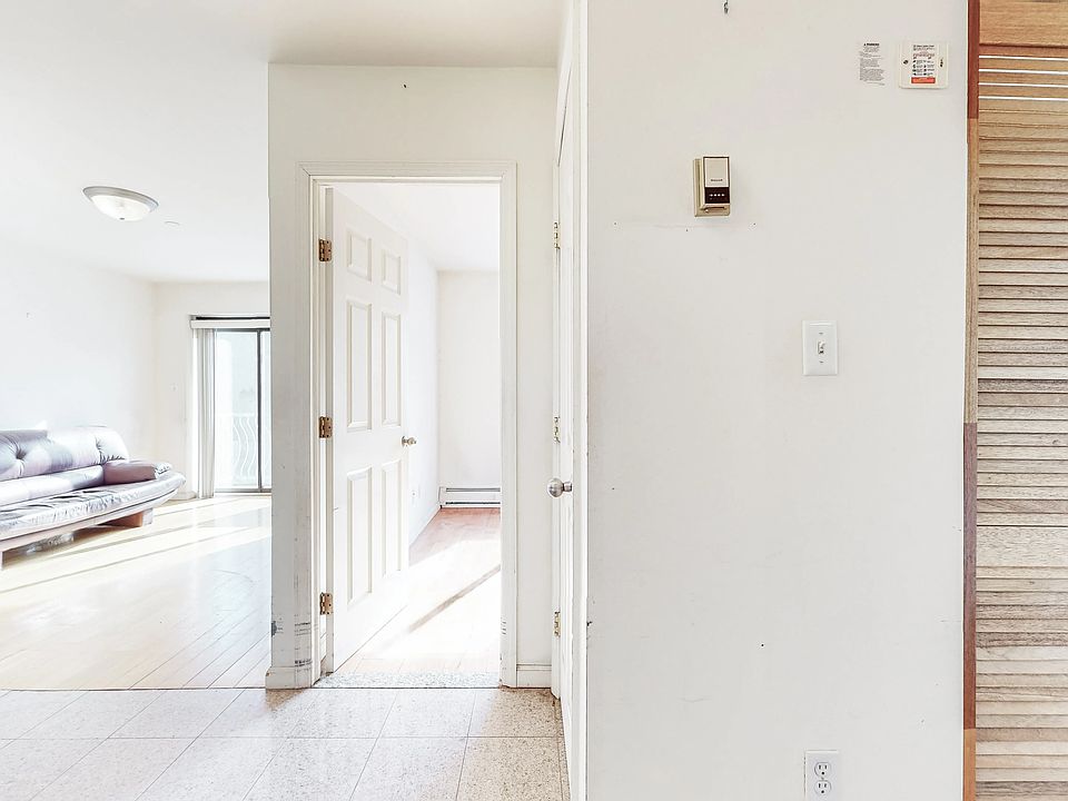 1st image of 144-48 Roosevelt Ave #3D