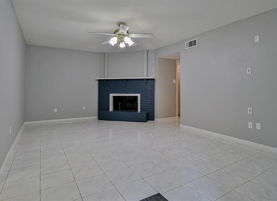 1st image of 1516 Bay Area Blvd APT N1