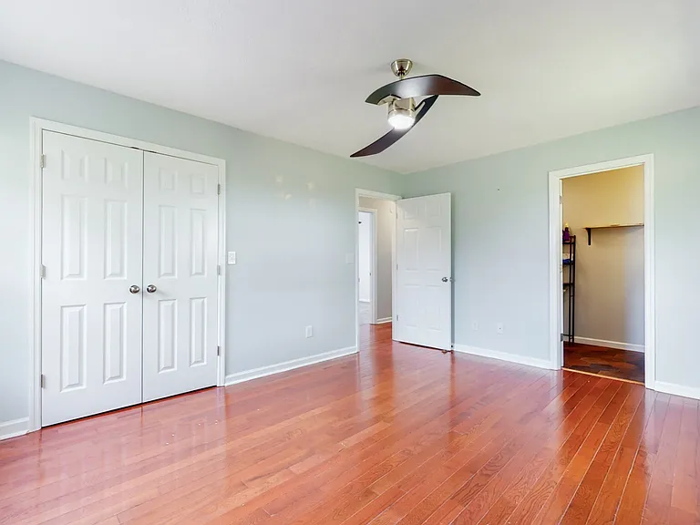 1504 Potter Dr — Photo 23