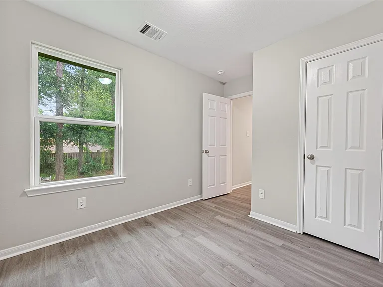 14774 Bowie Ln — Photo 23