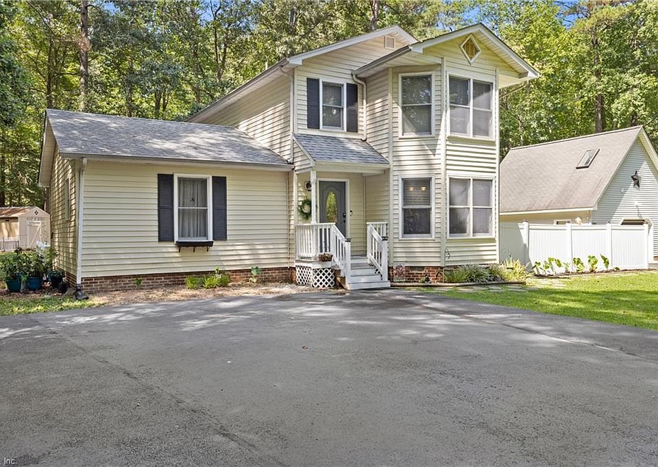 1st image of 9614 Spring Branch Dr