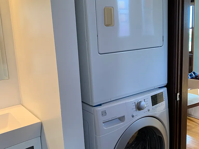 In-Unit Laundry