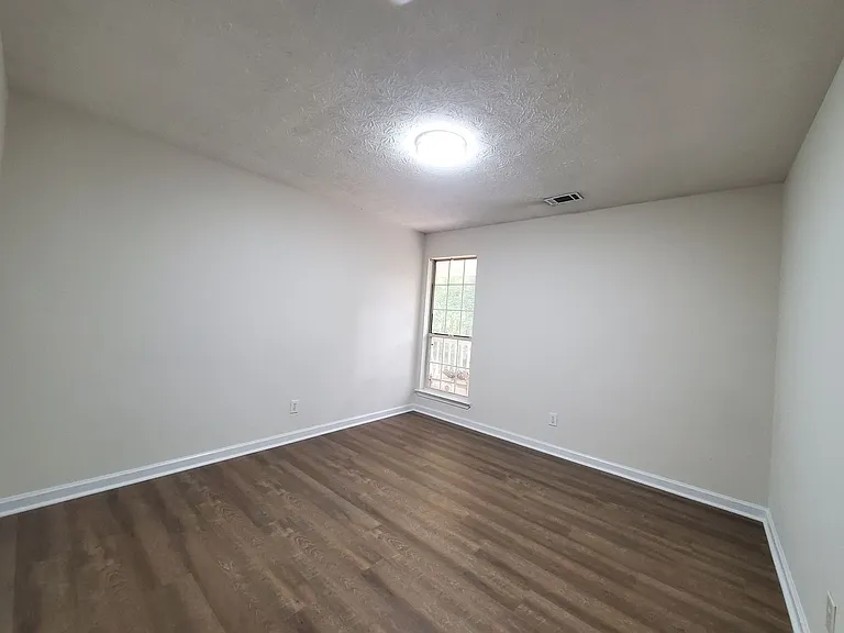 217 Sweetgum Ln — Photo 11